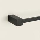 Toalheiro de Parede Preto Fosco 55 cm Design Moderno e Anticorrosão Linha Paris Black WESTING by BSMIX