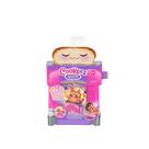 Toaster Cookeez Makery Toasty Treatz com um amigo de pelúcia perfumado
