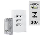 Tomada Tripla linha fácil 20A Pluzi Modular Pluzie 4x2 branca Tomada Tripla linha fácil 20A Pluzi Modular Pluzie 4x2 branca
