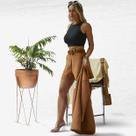 Top Cropped Decote Alto Preto Top Cropped Decote Alto Preto