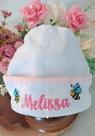 Toquinha para bebê personalizada em tecido super confortável