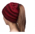 Touca Inverno Gorro de Lã Feminina Com Furo Para Rabo De Cavalo Touca Inverno Gorro de Lã Feminina Com Furo Para Rabo De Cavalo