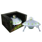 Toy Off the Wall Toys Alien Glow-in-the-Dark OVNI com boneco Toy Off the Wall Toys Alien Glow-in-the-Dark OVNI com boneco