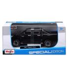 Toyota Hilux Special Edition 1/24 Preto Maisto 32920