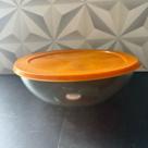 Travessa tigela de vidro redonda grande com tampa laranja para alimentos saladeira assadeira funda salada decorativa