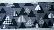 Triangles. Alg+Linho Japonês. (50x55cm) Triangles. Alg+Linho Japonês. (50x55cm)