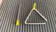 Triangulo 10 cm de metal infantil phx mini