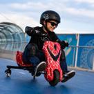 Triciclo Infantil Elétrico Drift Trike 300W Giro 360 Vermelho com Kit Segurança e LED Bluetooth