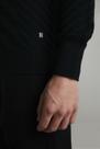 Tricot Gola Careca Jacquard - Preto Tricot Gola Careca Jacquard - Preto