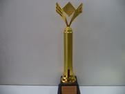Troféu de jogo de dama (44 cm).
