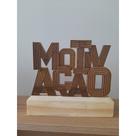 Troféu de Palavras Motivacional Empresa em MDF para Decoração com Base de Pinus - 1 unidade Troféu de Palavras Motivacional Empresa em MDF para Decoração com Base de Pinus - 1 unidade