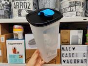 Tupper Slim 2 Litros Transparente com Tampa Preta e Azul - Tupperware