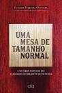 Uma mesa de tamanho normal - IBIS LIBRIS