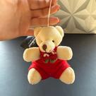 Ursinho de pelúcia de pendurar com roupa vermelha chaveiro chaveirinho urso pelucia vermelha Natal para árvore