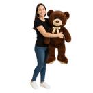 Urso de Pelúcia Grande Chocolate com Laço Dourado Fizzy Toys Urso de Pelúcia Grande Chocolate com Laço Dourado Fizzy Toys
