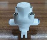 Válvula Redutora de Pressão 1/4 X 1/4 P/ Purificador Electrolux / IBBL / Consul mang. 1/4