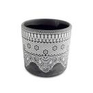 Vaso em ceramica desenhado preto e branco
