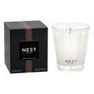Vela NEST New York Rose Noir & Oud 240 mL com 60 horas de tempo de queima