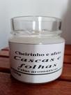 Velas aromáticas cascas e folha