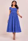 Vestido azul laise aplicaçao de laço gode midi fascinius