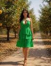 Vestido Babado Curto Amarração Frontal Tendência Diversas Cores Primavera Verão