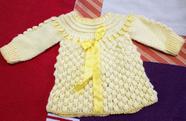 Vestido Bebê Amarelo 6-9 meses 100% artesanal