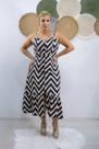 Vestido Crepinho Estampa Zig Zag - Preto/Nude - Jasmim