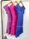 Vestido Curto com Decote em V e Babado