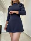 Vestido Curto Evase Manga Longa Gola Alta