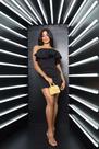 Vestido Curto sem alça Com Babado No Busto