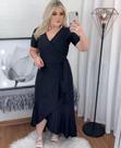 Vestido envelope Plus Size mídi