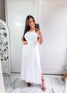 Vestido gola canoa com bolso e fenda Vestido gola canoa com bolso e fenda