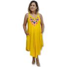 Vestido Indiano Trapézio Liso com Bordados e Bolsos