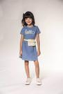 Vestido Infantil em Jeans Hello Strass e Pochete Moletinho Tie Dye - Kukie