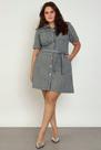 Vestido Jeans Plus Size Chemise Listrado, Com Cinto