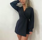 Vestido macaquinho preto