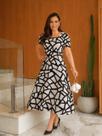 Vestido mid saia godê em viscose sarjada moda evangelica plus