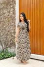 Vestido midi bolso interno manga curta com bolso estampa animal