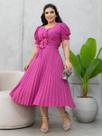 Vestido Midi Elegante Plissado Manga Princesa com Babado e Botão Brilho Vestido Midi Elegante Plissado Manga Princesa com Babado e Botão Brilho