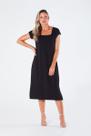 Vestido Midi Reto Gola Quadrada Ombro Franzido e Fendas Laterais Preto Lívia Vestido Midi Reto Gola Quadrada Ombro Franzido e Fendas Laterais Preto Lívia