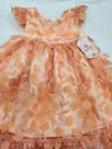 Vestido na cor laranja com renda tamanho P infantil
