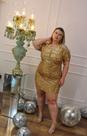 Vestido paetê dourado plus size Vestido paetê dourado plus size