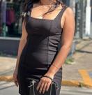 Vestido preto tecido com elastano tamanho unico