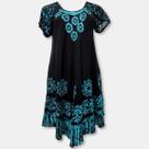 Vestido Trapézio Curto Manga Curta Batik e Bordado Plus Size