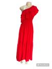 Vestido vermelho uma manga