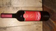 Vinho tinto seco bordô