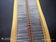 40x Resistor 82r 1/4w 5%