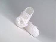 A20 Sapatinho de croche para bebe feminino branco para batizado perola lacinho flor menina