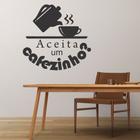 Adesivo De Parede Decorativo Frase Aceita Um Cafézinho - DEKAL DECOR