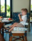 Almofada Impermeável Para Crianças - Assento Elevado - Cinta Regulável - Fácil Higienização - D23